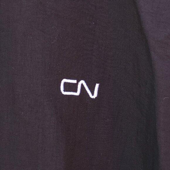 VINTAGE CN RAIL Employee Pullover Windbreaker Men's Size XL White and Black Knit - Picture 2 of 8